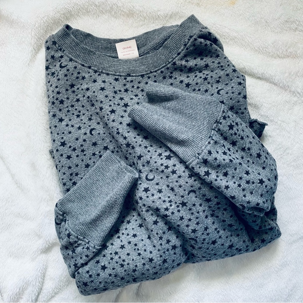 So Soft Moon & Stars Gray Crop Oversized Crew Neck